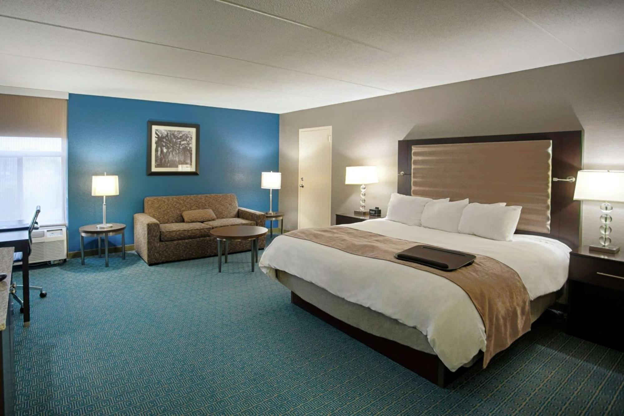 Doubletree By Hilton Roseville Minneapolis Exterior foto
